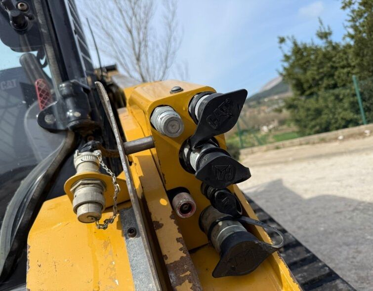 CATERPILLAR 299D3 XE ***DÉBIT ÉLEVÉ 150 L/min***